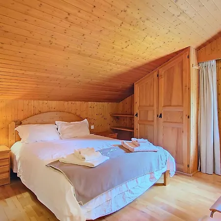 4br Attic Near Medran Ski Lifts - What'app - 0034-656-619-782 - For Reservations! * Verbier